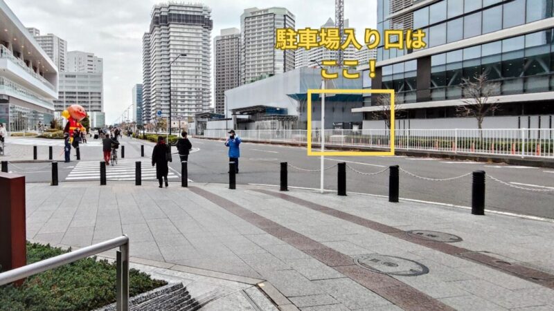 グランモール駐車場入り口はここ